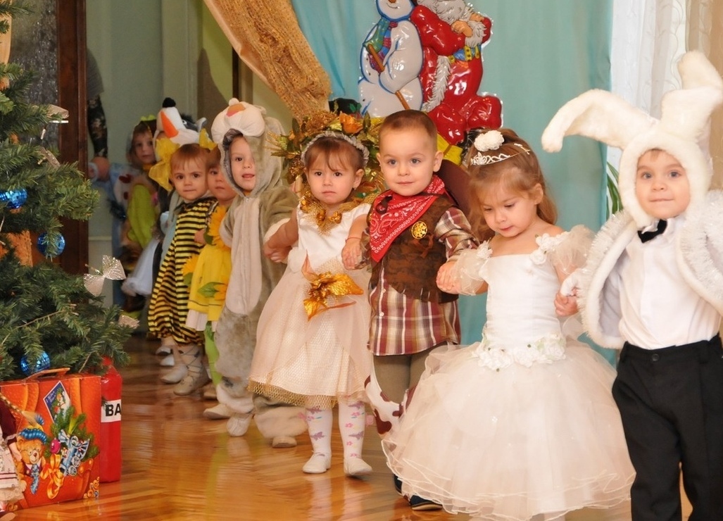 заказать Деда Мороза в детский сад в Челябинске фото
